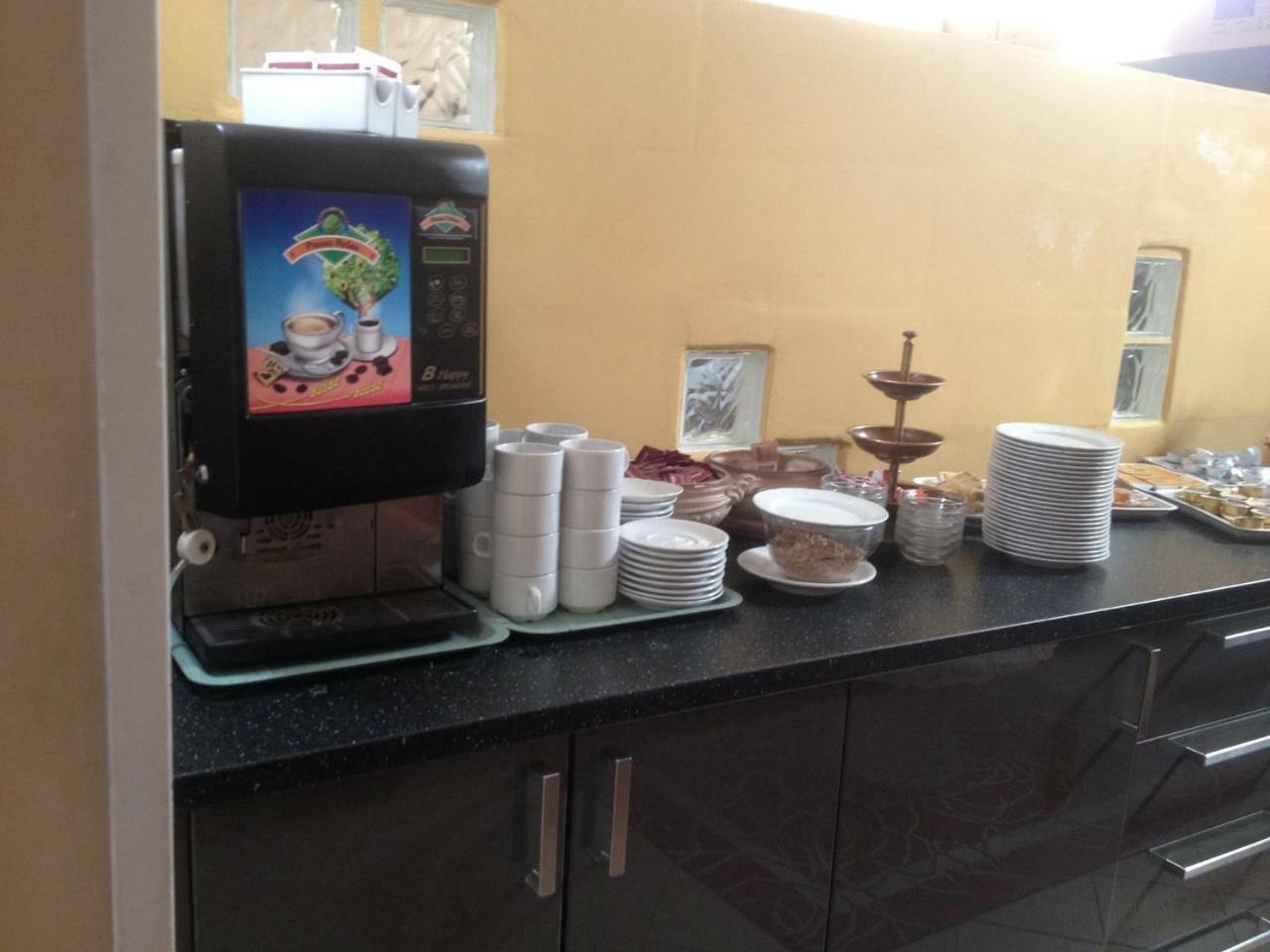 Hotel La Milanese Pietra Ligure Zewnętrze zdjęcie